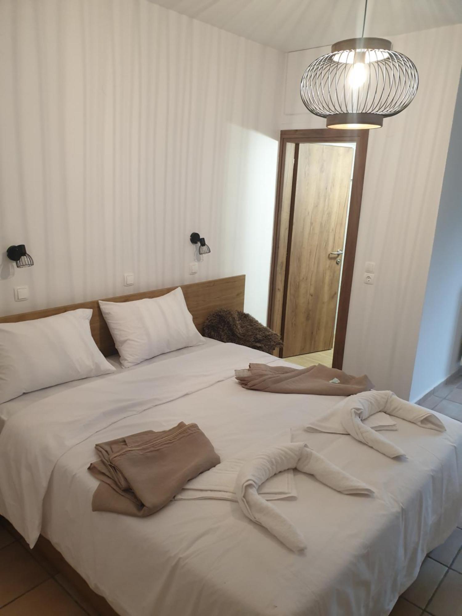 To Ellinikon Apartment Omalos Ngoại thất bức ảnh